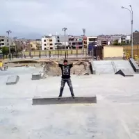 Loma Amarilla Skatepark II Surco - Lima Peru